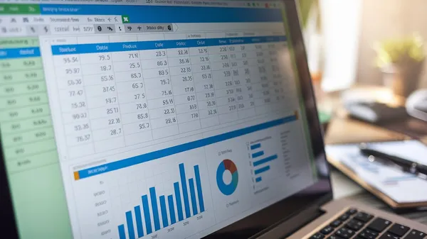 Excel Analytics: Extracting Business Insights for AtliQ Hardwares